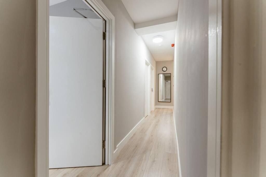Charming Central London Kitchenette - Your Ideal Stay In The Heart Of The City Eksteriør bilde